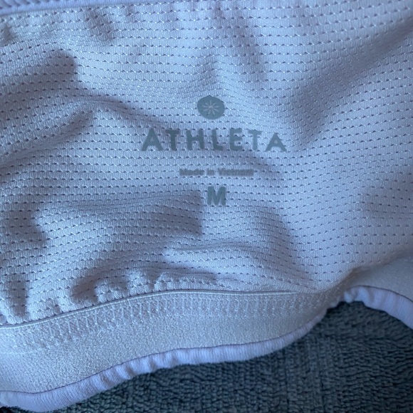 Athleta strappy tank with built-in bra, size medium - Picture 3 of 5